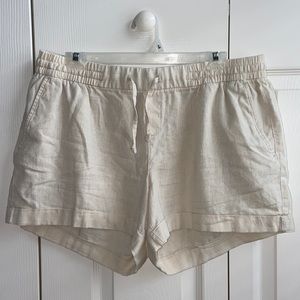Old Navy Comfy Khaki shorts
